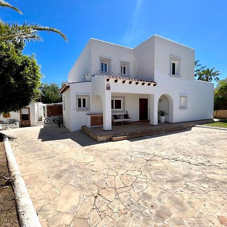 Celebrate Life'S Precious Moments At Can Saca! Sant Jordi de ses Salines Exterior foto